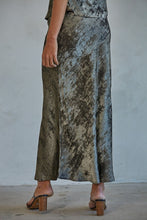 Load image into Gallery viewer, Dark Bronze Stone Washed Midi Skirt