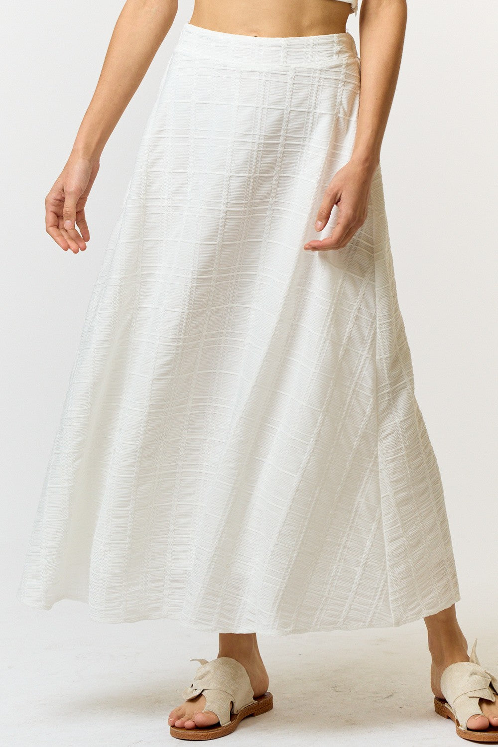 IVORY TEXTURED MIDI SKIRT