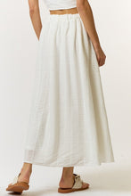 Load image into Gallery viewer, IVORY TEXTURED MIDI SKIRT