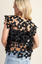 Load image into Gallery viewer, FLORAL LACE TOP