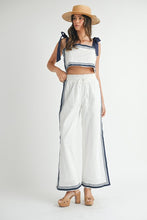 Load image into Gallery viewer, Sail Chevron Linen Mix Crop Top And Pants Set