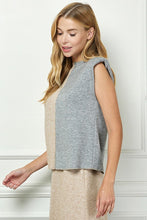 Load image into Gallery viewer, COLOR BLOCK SLEEVELESS TOP