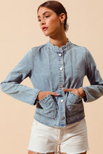 Load image into Gallery viewer, BUTTON UP DENIM JACKET