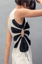 Load image into Gallery viewer, One Shoulder Flower Midi Dress