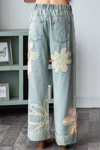 WASHED FLOWER PATCH DENIM