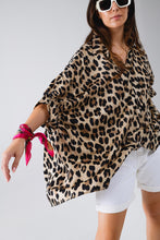 Load image into Gallery viewer, OVERSIZED BLOUSE -ANIMAL PRINT